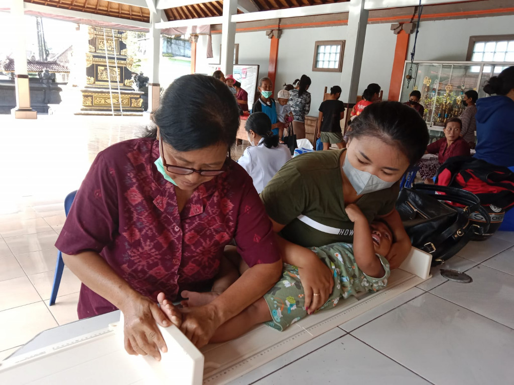 Kegiatan Posyandu Balita di Banjar Dangin Pangkung